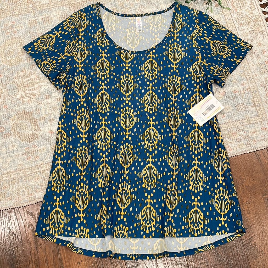 Lularoe Classes Tee